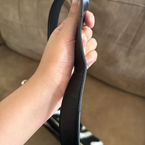 NWOT Bearpaw Black Faux Suede Sherpa Trim Satchel Crossbody Bag - Picture 6 of 7